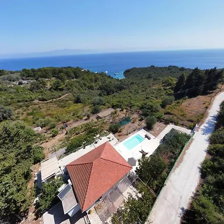 Agnis House Вилла Антипаксос