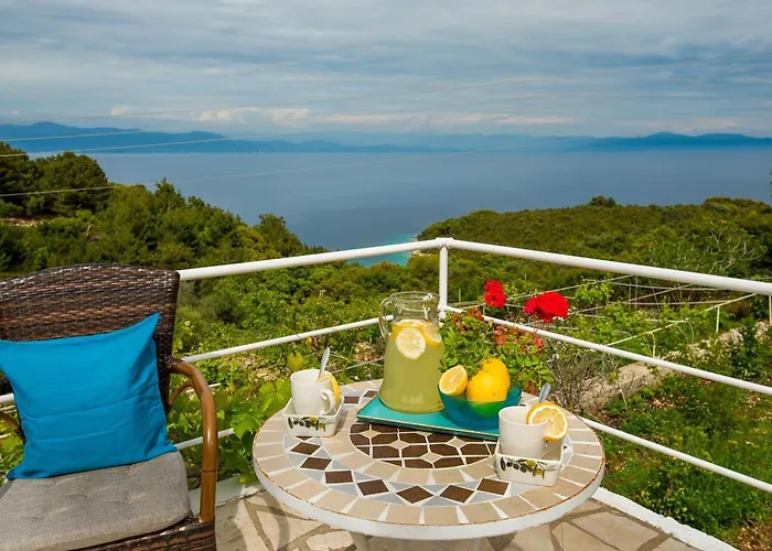 Agnis House * أنتيباكسوس